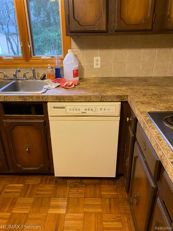 1150 North Kellogg Road Howell, MI 48843 - Photo 19 of 34 Gallery Image 19