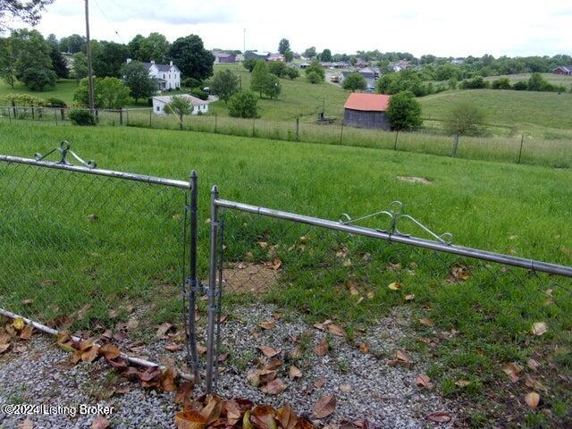 252 Chaplin Road Bloomfield, KY 40008 - Photo 5 of 32 20240515184340897929000000-o