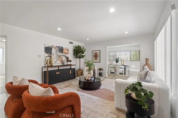 $799,000 | 400 South Los Robles Avenue, Unit 209, Pasadena, CA 91101