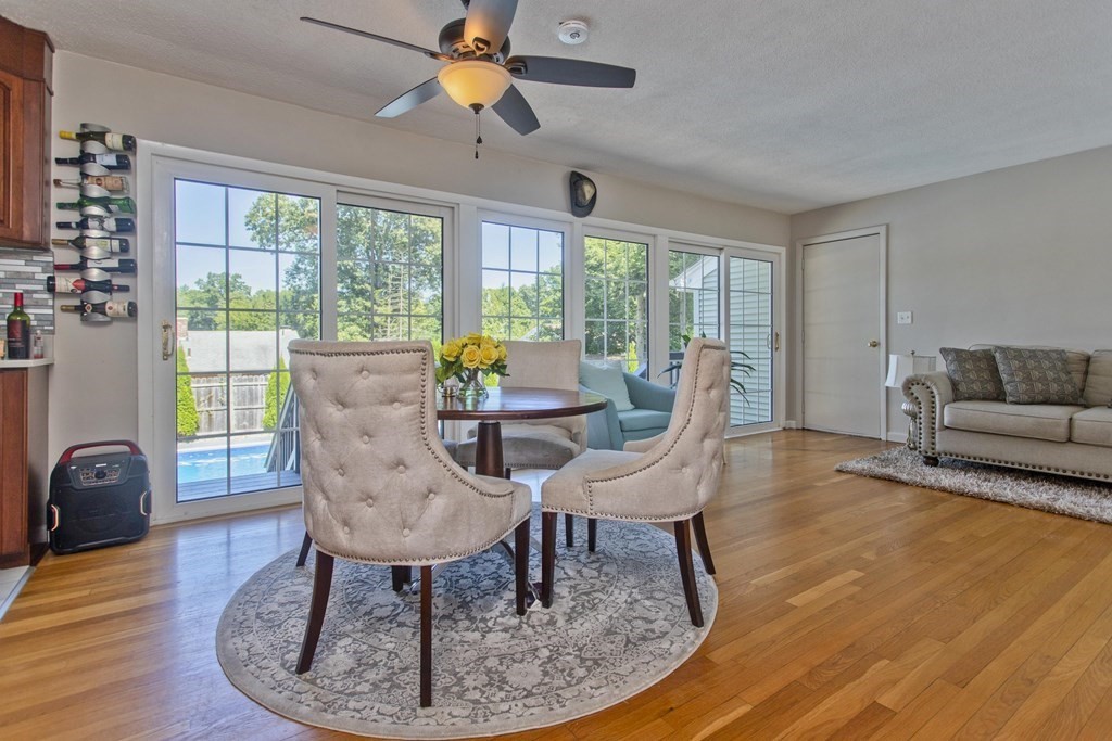 70 Harrow Road Springfield, MA 01118 - Photo 12 of 35