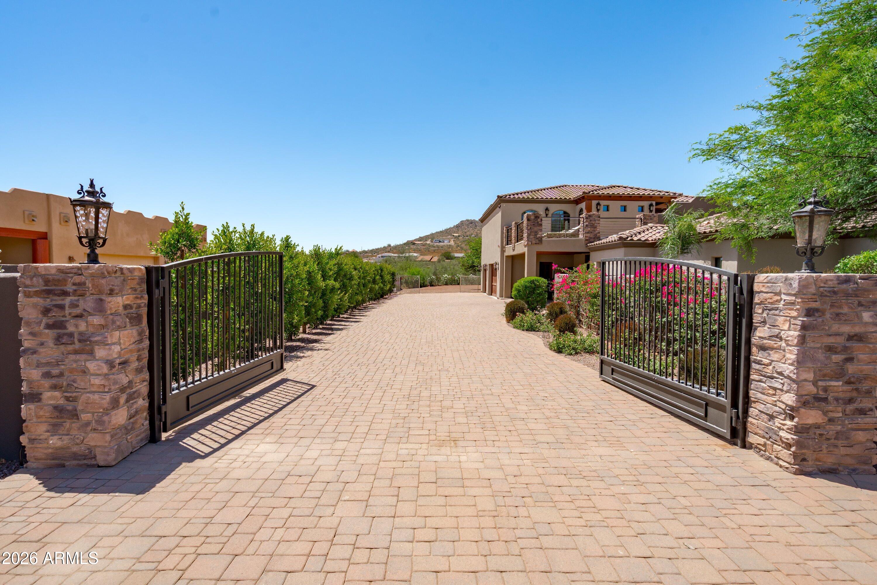 1823 West Maddock Road Phoenix, AZ 85086 - Photo 106 of 121 106-Gated Parking