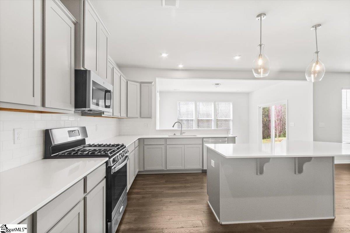 14 Stumphouse Street Greenville, SC 29607 - Photo 5 of 24