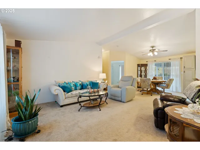 $335,000 | 281 Heavenly Court, Sutherlin, OR 97479