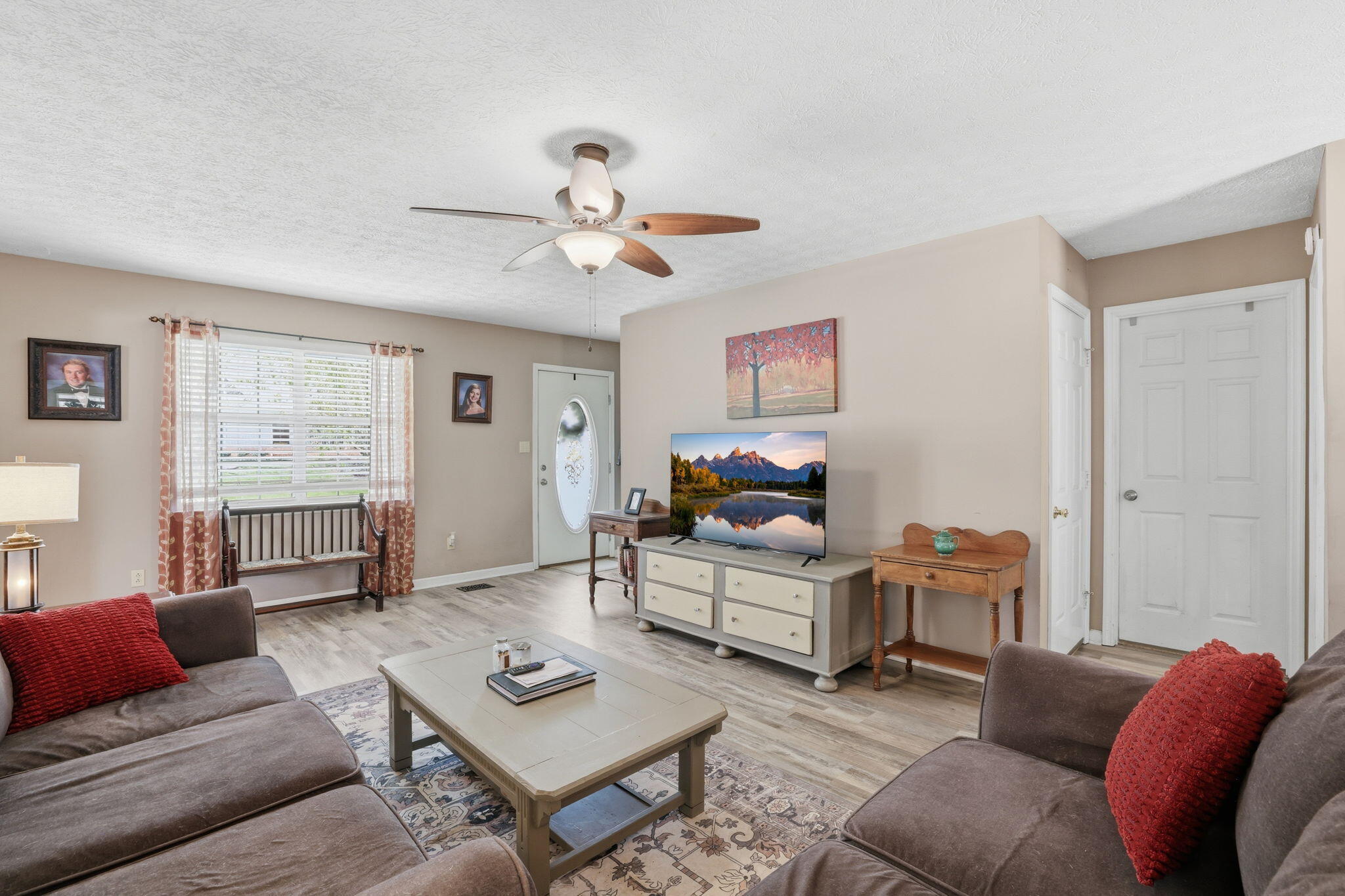 317 Middle View Drive Ringgold, GA 30736 - Photo 5 of 27 11-web-or-mls-317-middle-view-dr