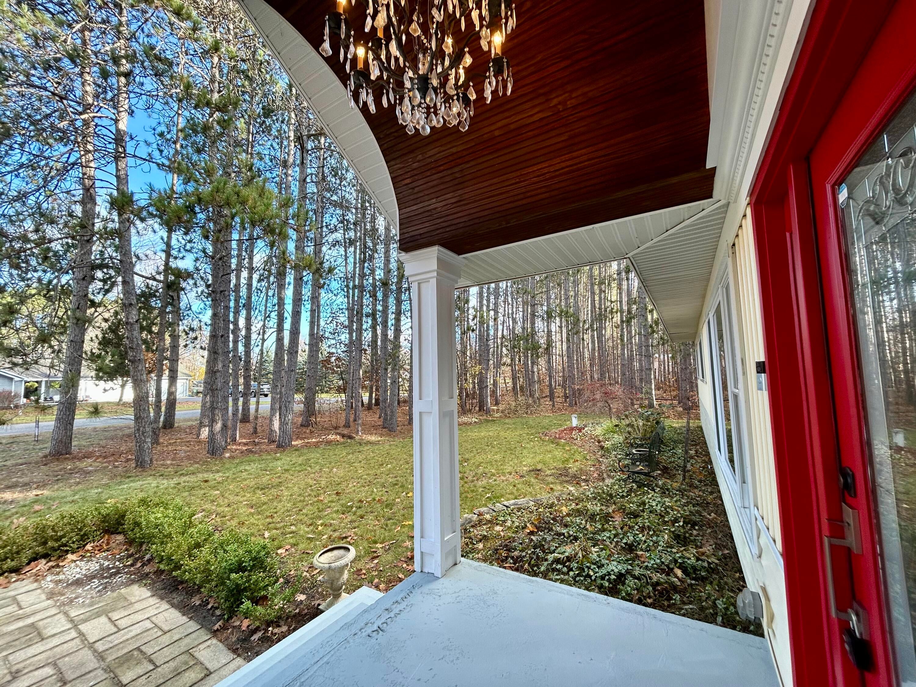 243 North Estates Road Gaylord, MI 49735 - Photo 8 of 35 Gallery Image 8