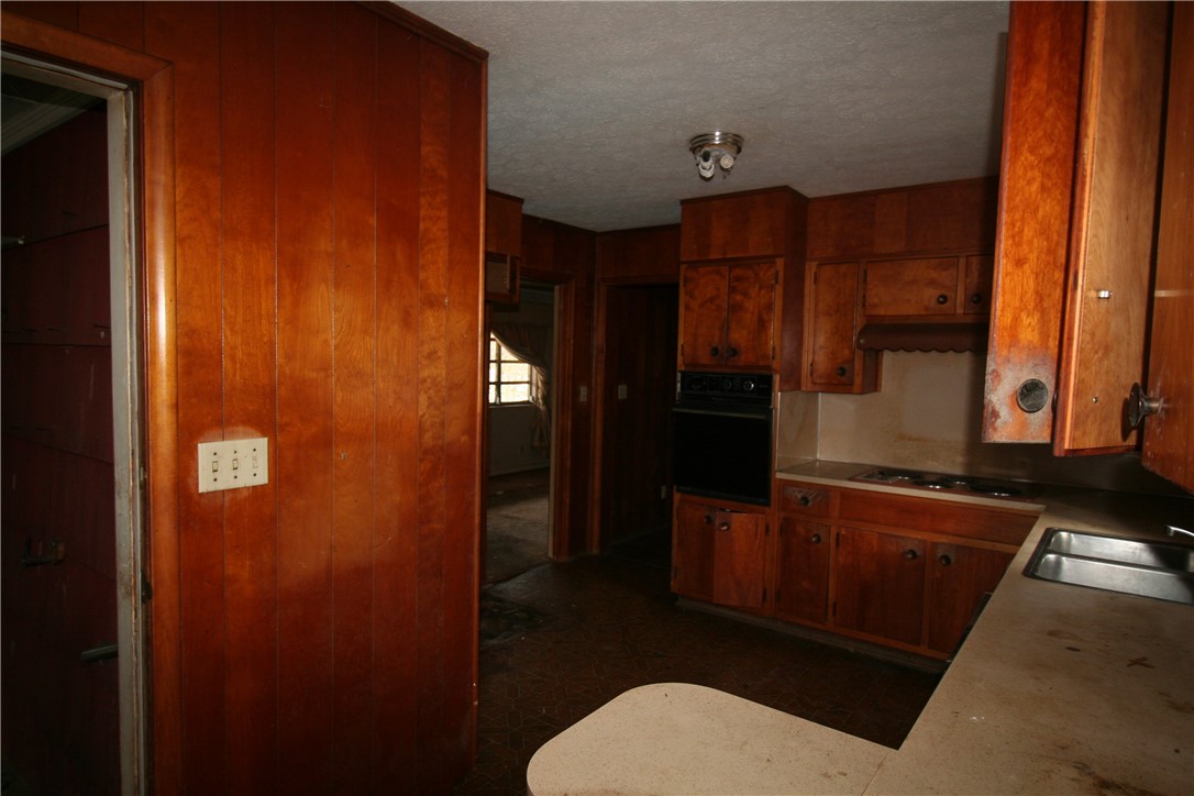4271 Britt Road Tucker, GA 30084 - Photo 7 of 22 Gallery Image 7