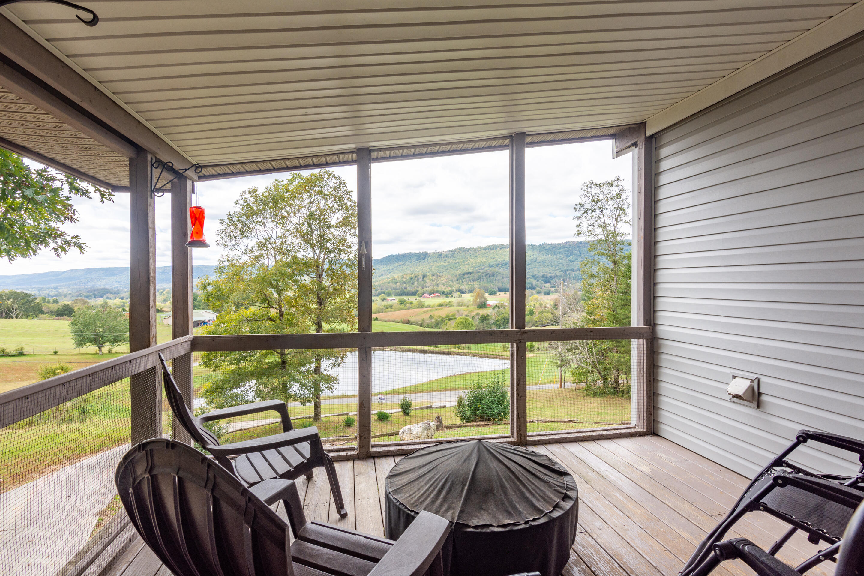 826 Herman Smith Road Pikeville, TN 37367 - Photo 2 of 57 826 Herman Smith Rd-8