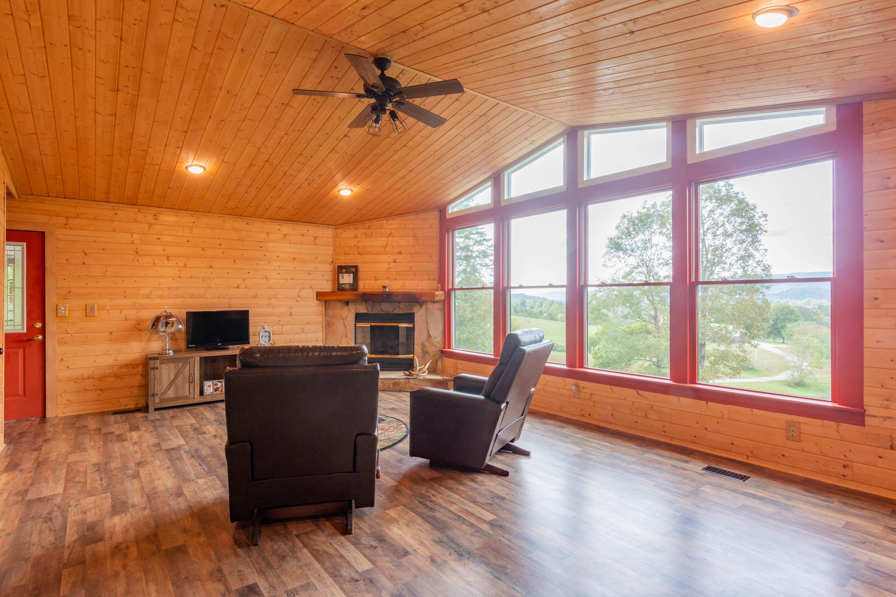 826 Herman Smith Road Pikeville, TN 37367 - Photo 14 of 57 826 Herman Smith Rd-14