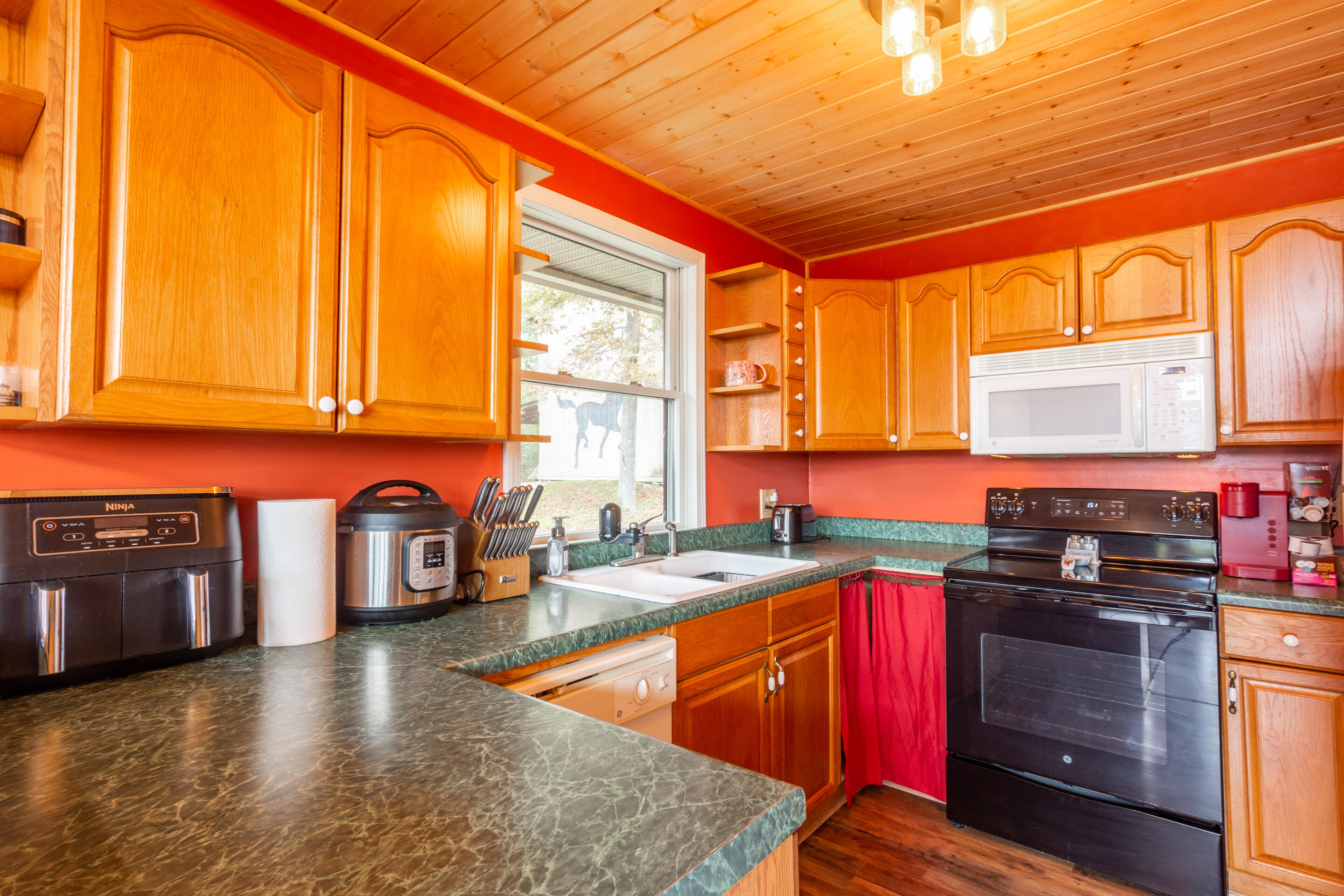 826 Herman Smith Road Pikeville, TN 37367 - Photo 19 of 57 826 Herman Smith Rd-19