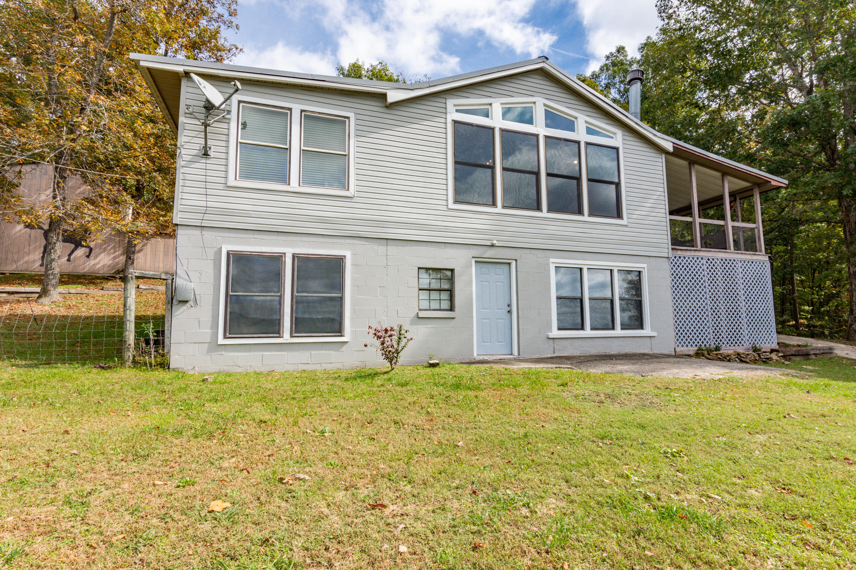 826 Herman Smith Road Pikeville, TN 37367 - Photo 5 of 57 826 Herman Smith Rd-3