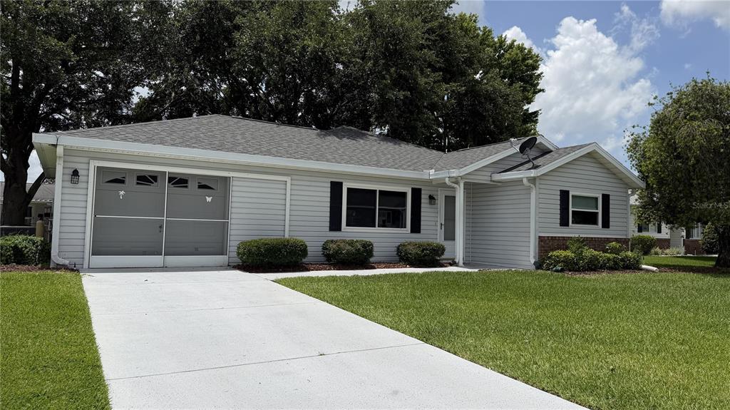 9377 Southeast 174th Loop Summerfield, FL 34491 - Photo 3 of 28
