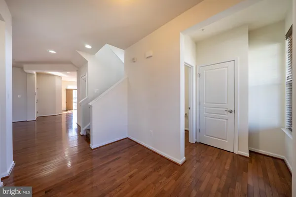 $3,000 | 22944 Woodland Park Road, California, MD 20619