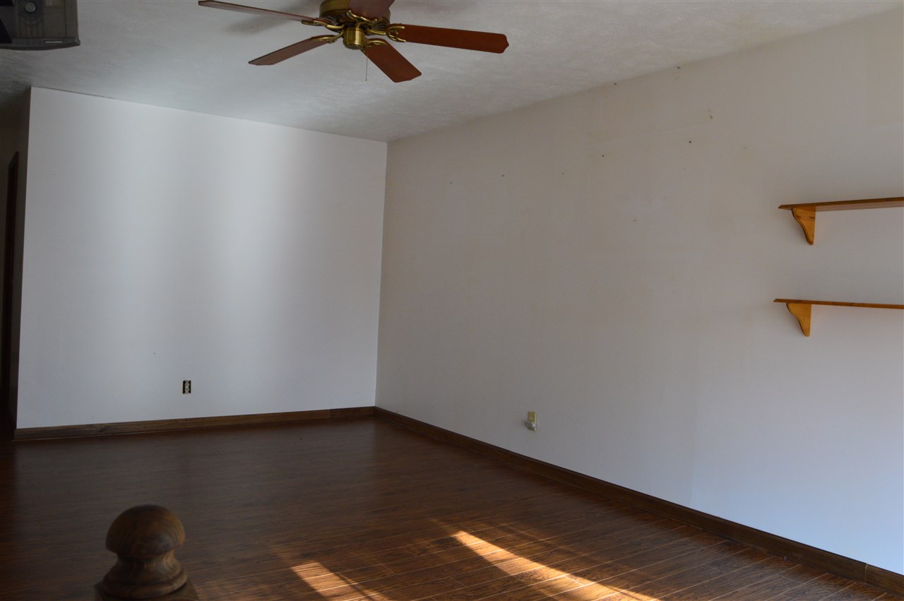 3249 Pumpkin Ridge Road Cloverdale, IN 46120 - Photo 11 of 23 Gallery Image 11