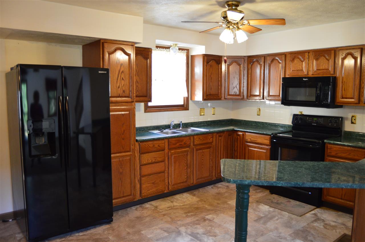 3249 Pumpkin Ridge Road Cloverdale, IN 46120 - Photo 6 of 23 Gallery Image 6