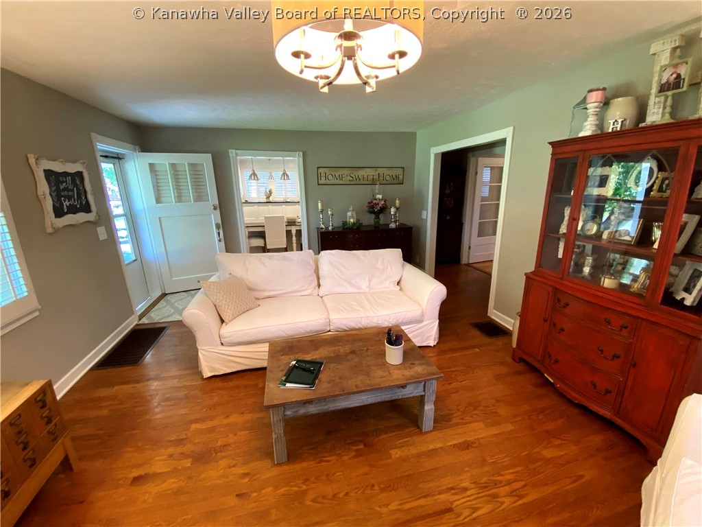 324 Fairview Road Point Pleasant, WV 25550 - Photo 7 of 48 Gallery Image 7