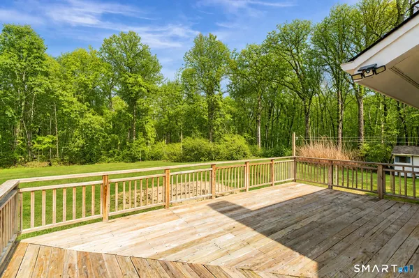 $850,000 | 6 Daniels Drive, Danbury, CT 06811