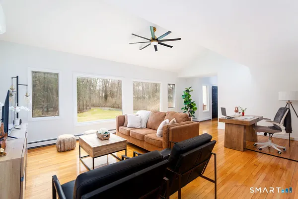 $850,000 | 6 Daniels Drive, Danbury, CT 06811