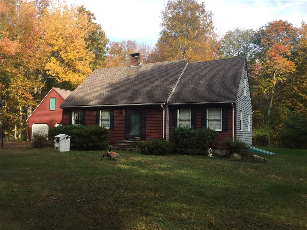 350 John Tillinghast Road Coventry, RI 02827 - Photo 3 of 34