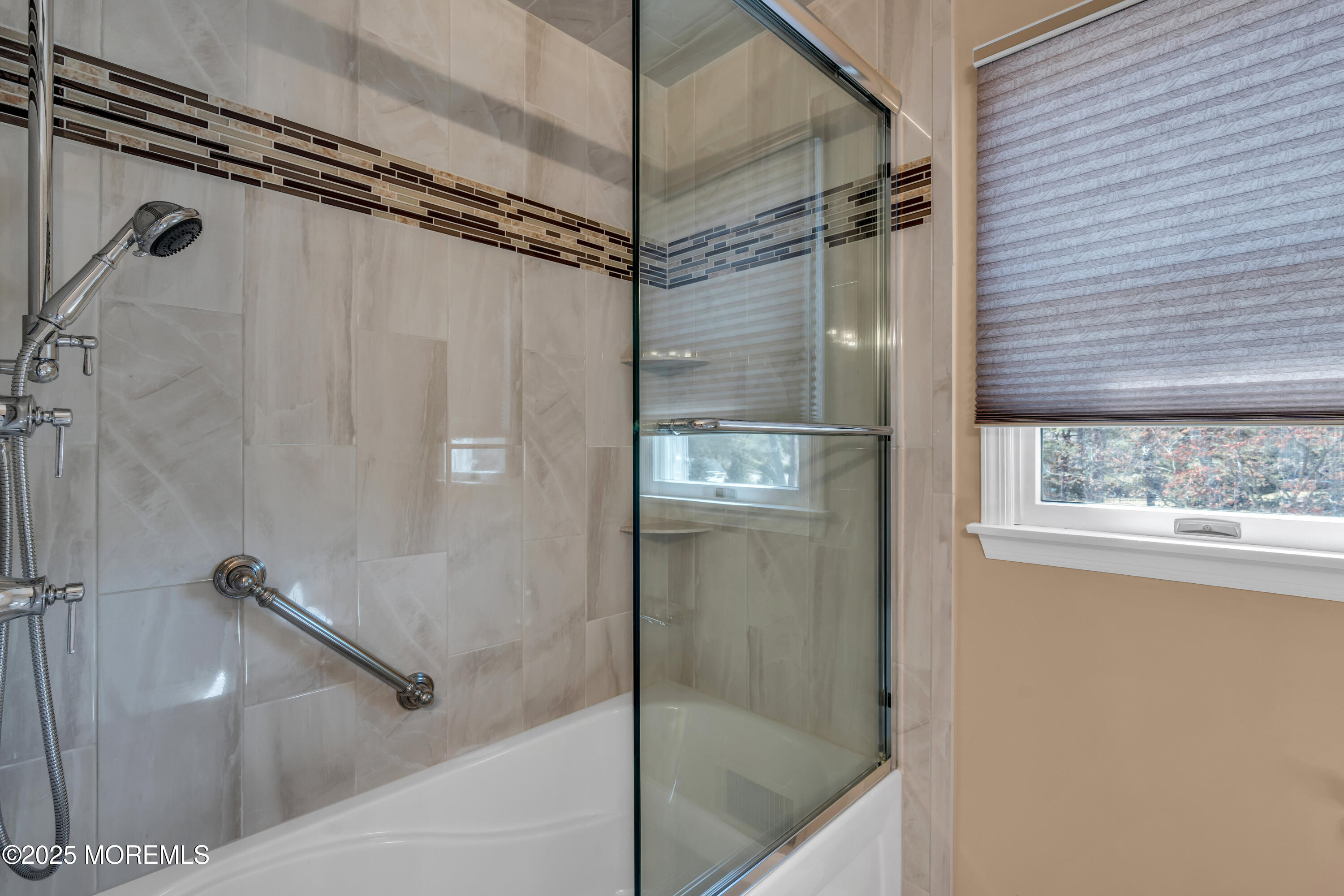 117 Paint Island Spring Road Millstone Township, NJ 08510 - Photo 15 of 87 Main Bath
