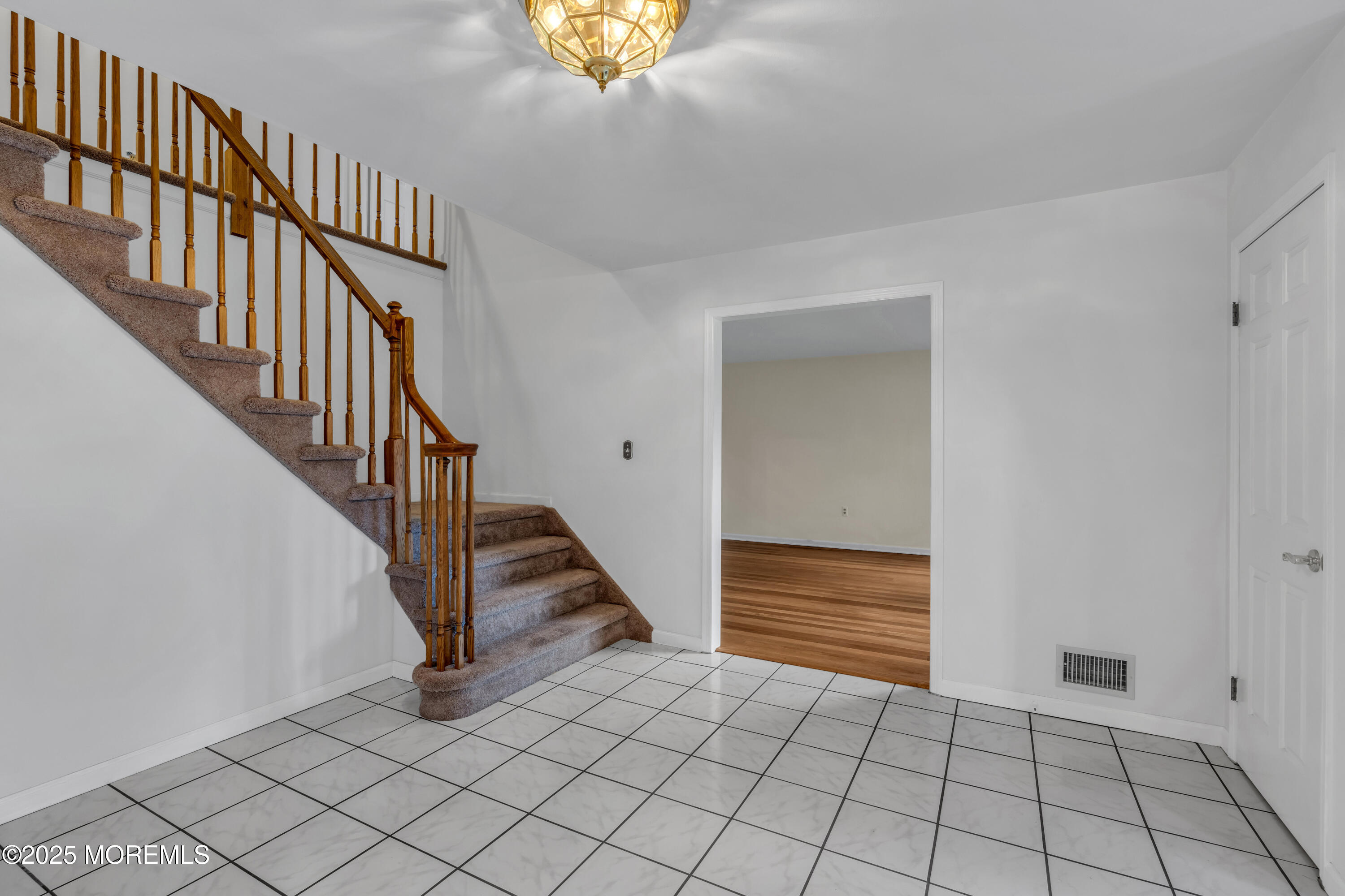 117 Paint Island Spring Road Millstone Township, NJ 08510 - Photo 28 of 87 Entry Foyer