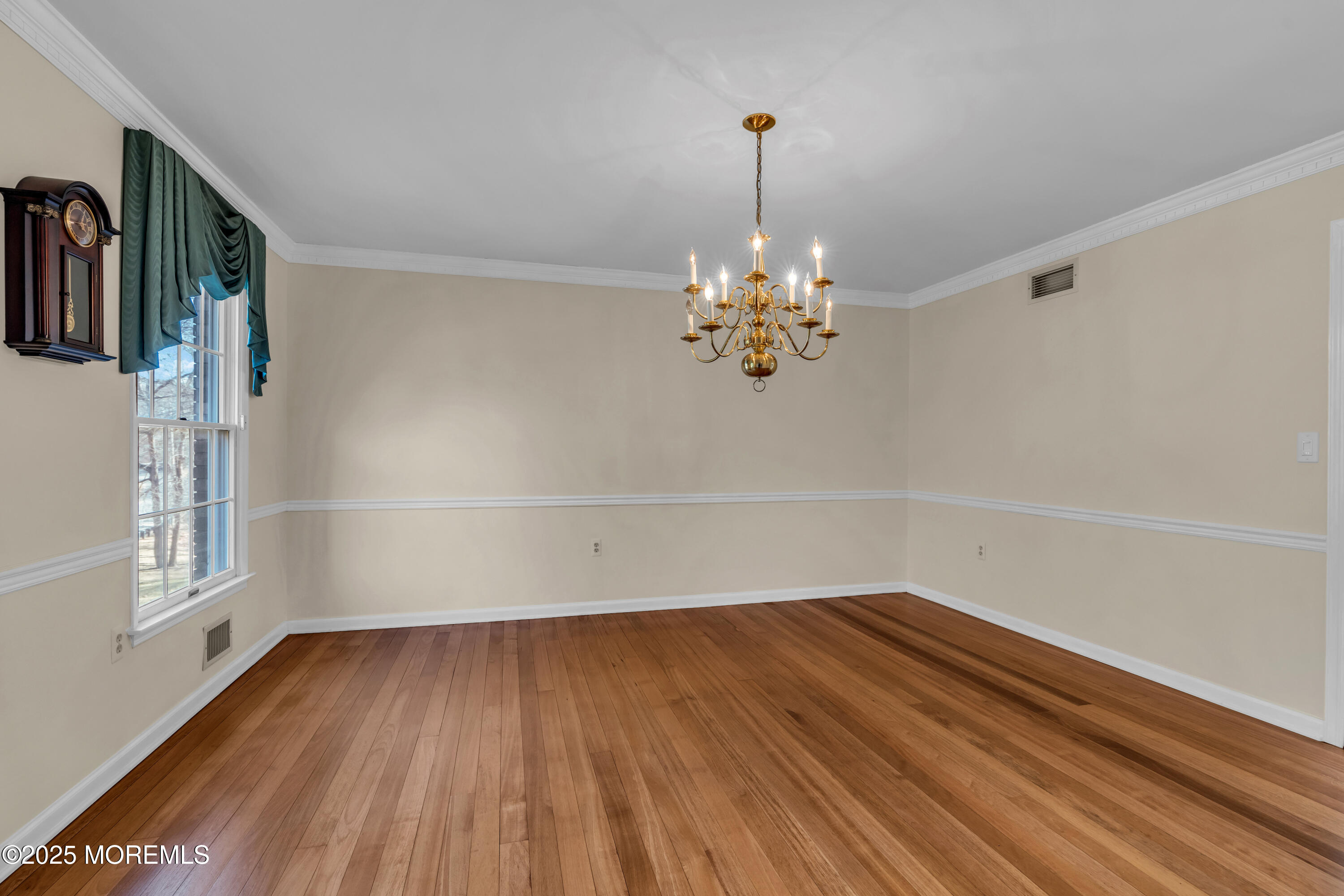 117 Paint Island Spring Road Millstone Township, NJ 08510 - Photo 29 of 87 Dining Room