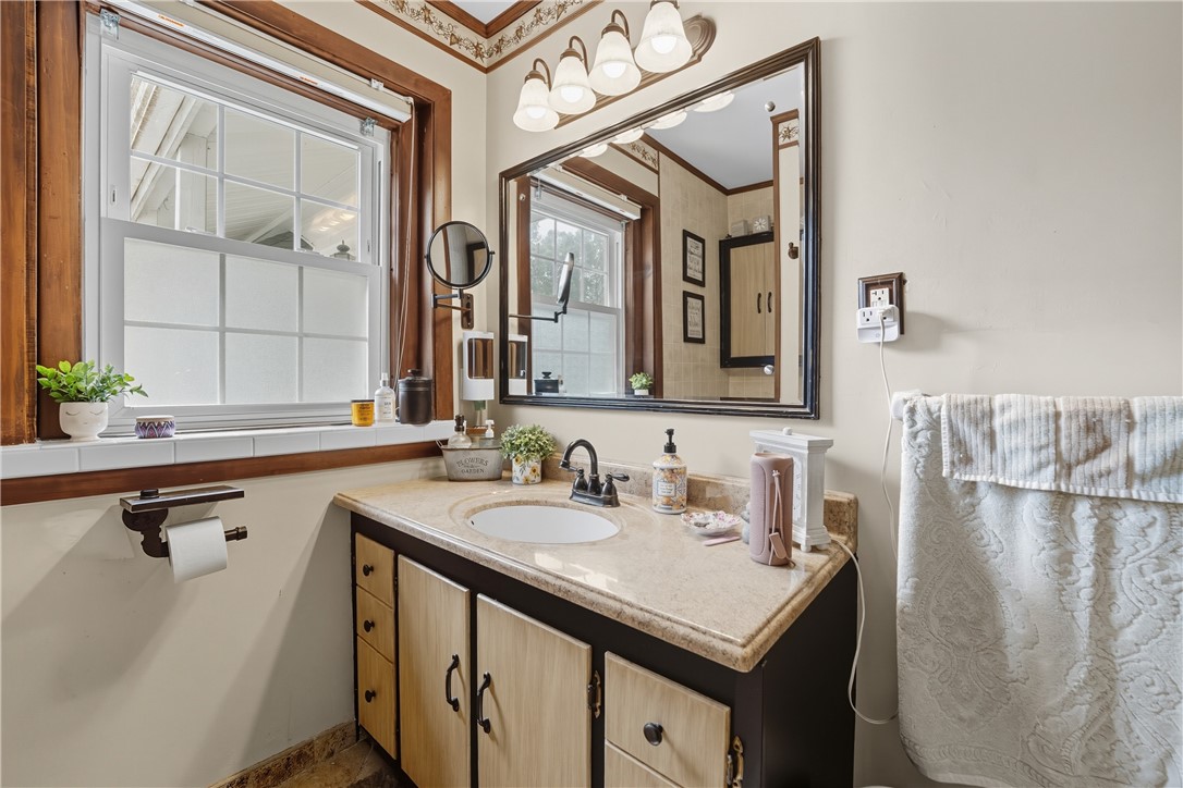 229 Linden Avenue Woonsocket, RI 02895 - Photo 22 of 47