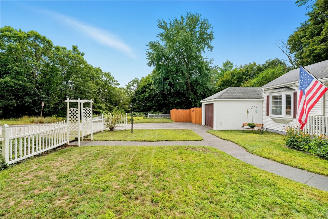 229 Linden Avenue Woonsocket, RI 02895 - Photo 36 of 47