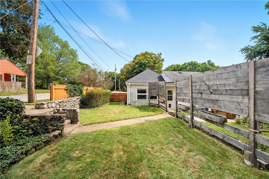 229 Linden Avenue Woonsocket, RI 02895 - Photo 45 of 47