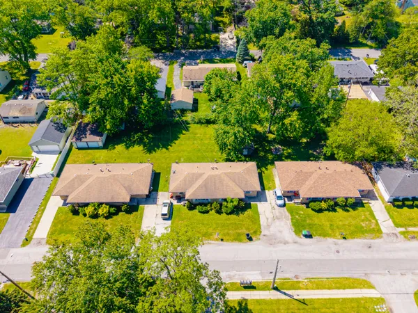 $805,000 | 5263 Mulberry Avenue, Portage, IN 46368