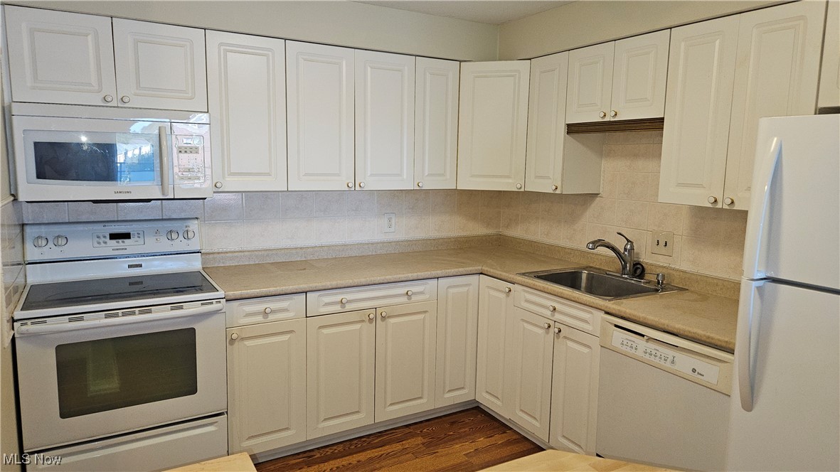 3400 Wooster Road, Unit 412 Rocky River, OH 44116 - Photo 6 of 34