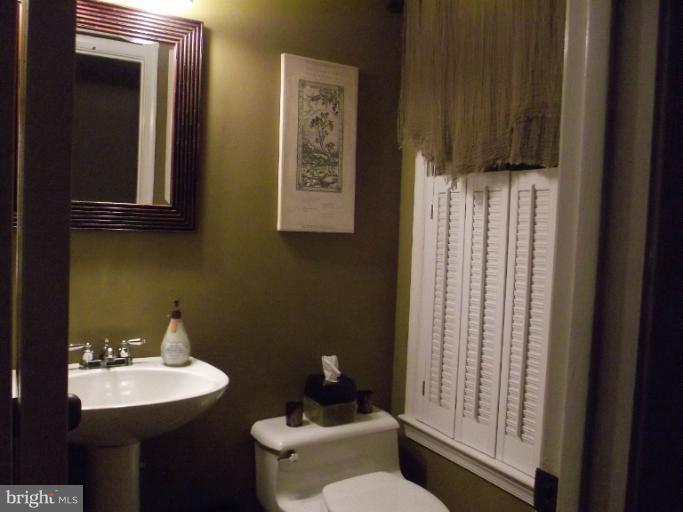 1026 Windrush Lane Sandy Spring, MD 20860 - Photo 14 of 15 Interior (General)