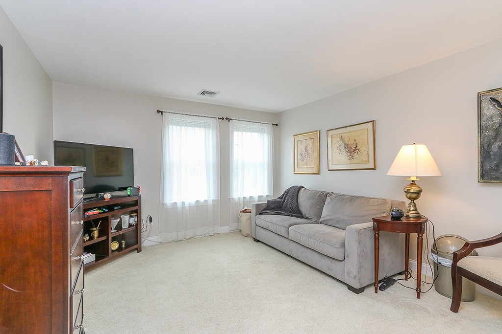 11 Cheriton Road, Unit 306 Boston, MA 02132 - Photo 11 of 20