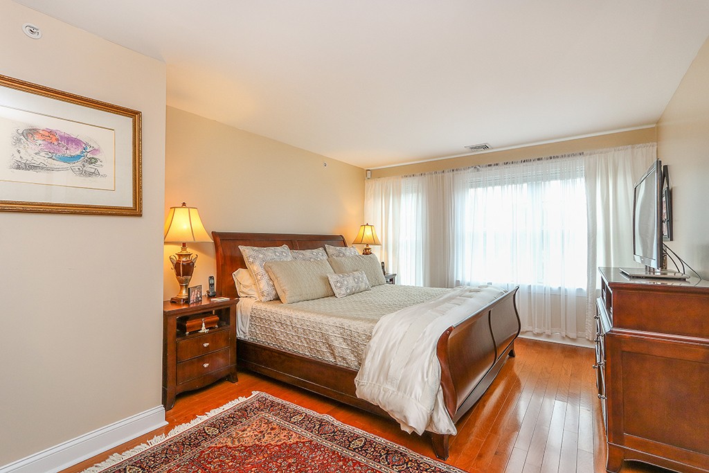 11 Cheriton Road, Unit 306 Boston, MA 02132 - Photo 13 of 20