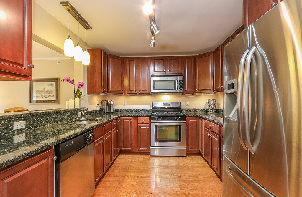 11 Cheriton Road, Unit 306 Boston, MA 02132 - Photo 2 of 20