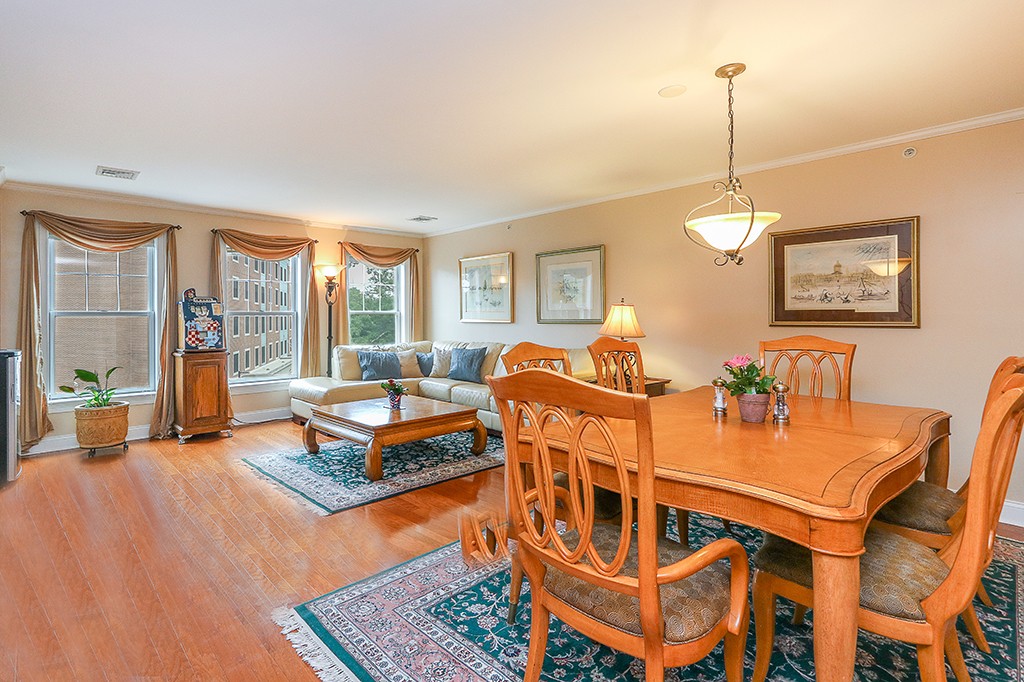 11 Cheriton Road, Unit 306 Boston, MA 02132 - Photo 5 of 20