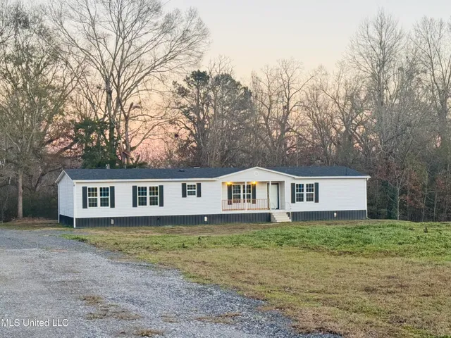 $149,000 | 11 East Wilderness Road, Natchez, MS 39120