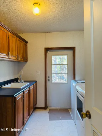 $149,000 | 11 East Wilderness Road, Natchez, MS 39120