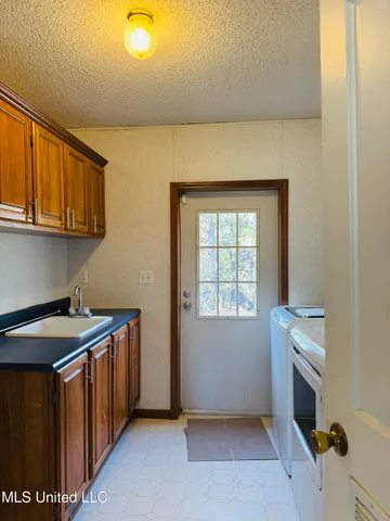 $149,000 | 11 East Wilderness Road, Natchez, MS 39120