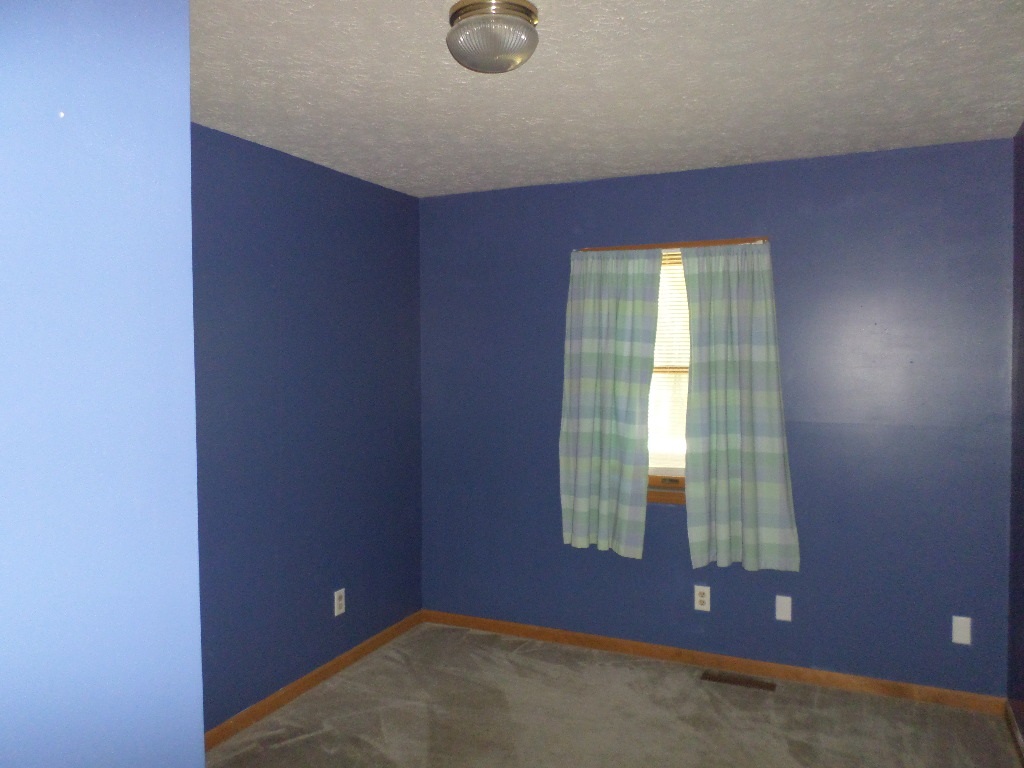 1555 East Lucas Street Rochester, IN 46975 - Photo 7 of 13