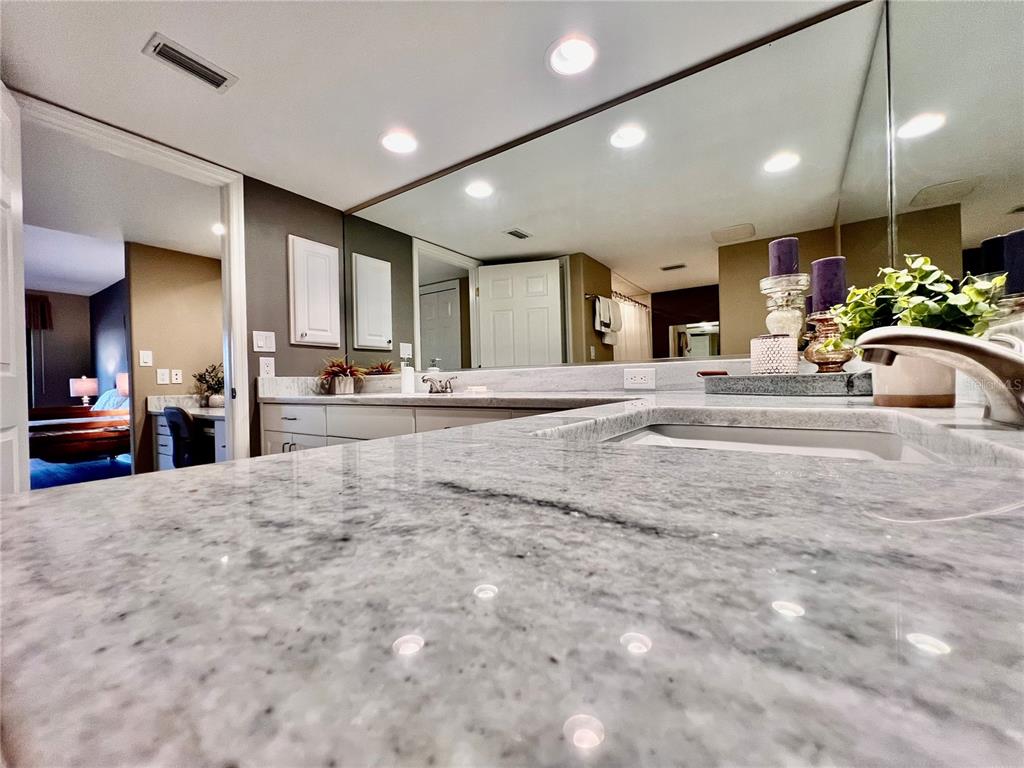 601 Shreve Street, Unit 15B Punta Gorda, FL 33950 - Photo 19 of 29