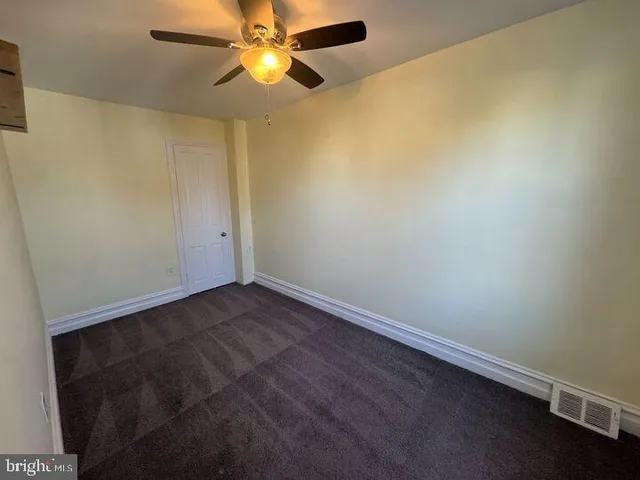 $2,400 | 405 Walnut Street, Royersford, PA 19468