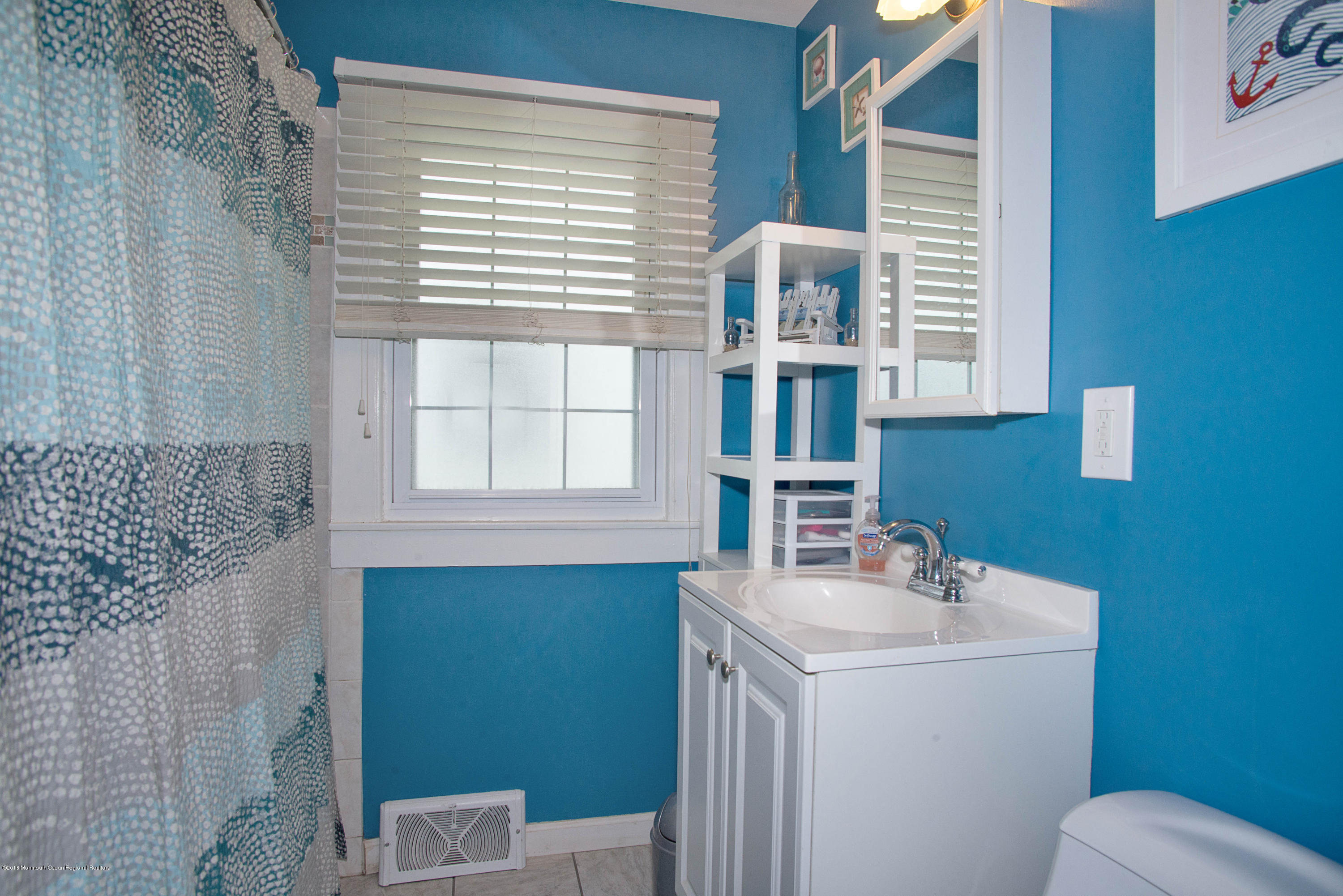 1253 Maplewood Road Belmar, NJ 07719 - Photo 6 of 11 _RMJ2014.jpg bathroom