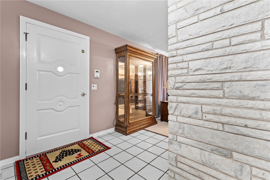 112 Lafayette Road Irondequoit, NY 14609 - Photo 17 of 48