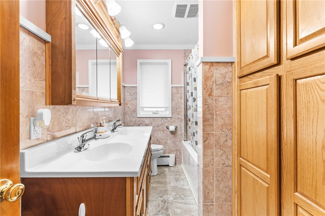 112 Lafayette Road Irondequoit, NY 14609 - Photo 23 of 48