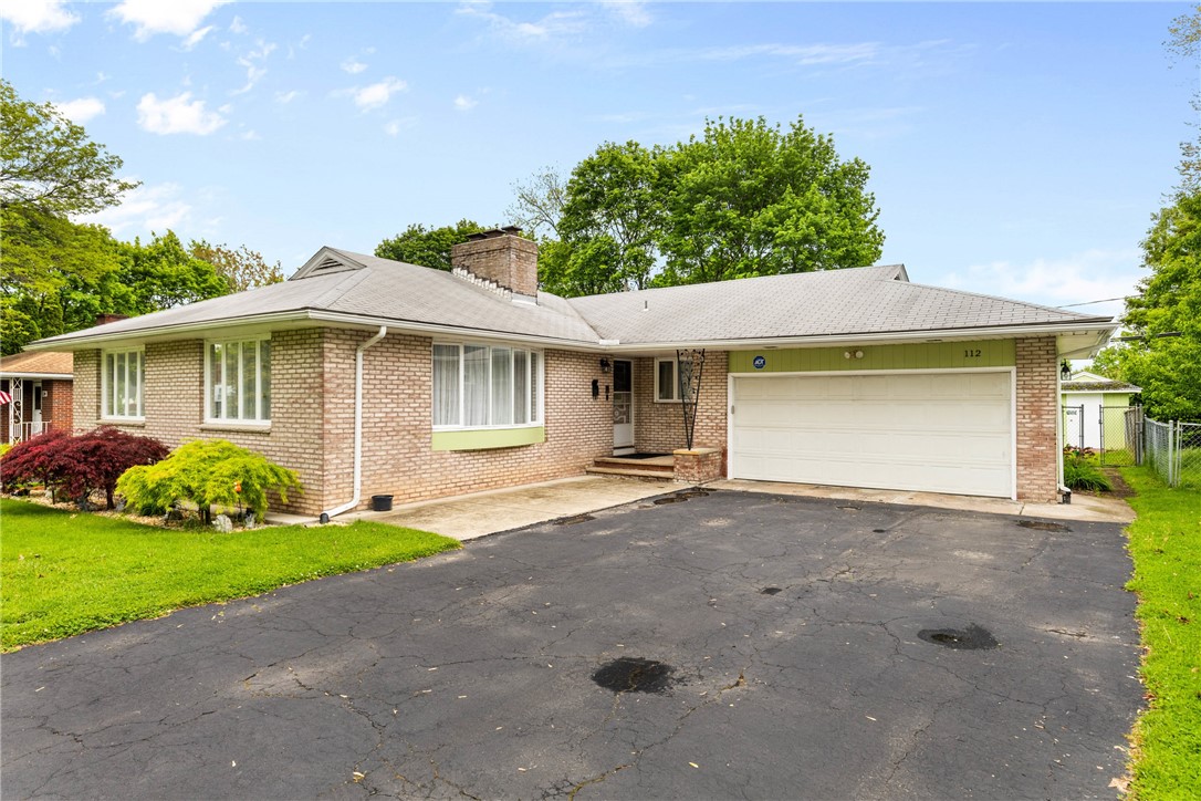 112 Lafayette Road Irondequoit, NY 14609 - Photo 4 of 48