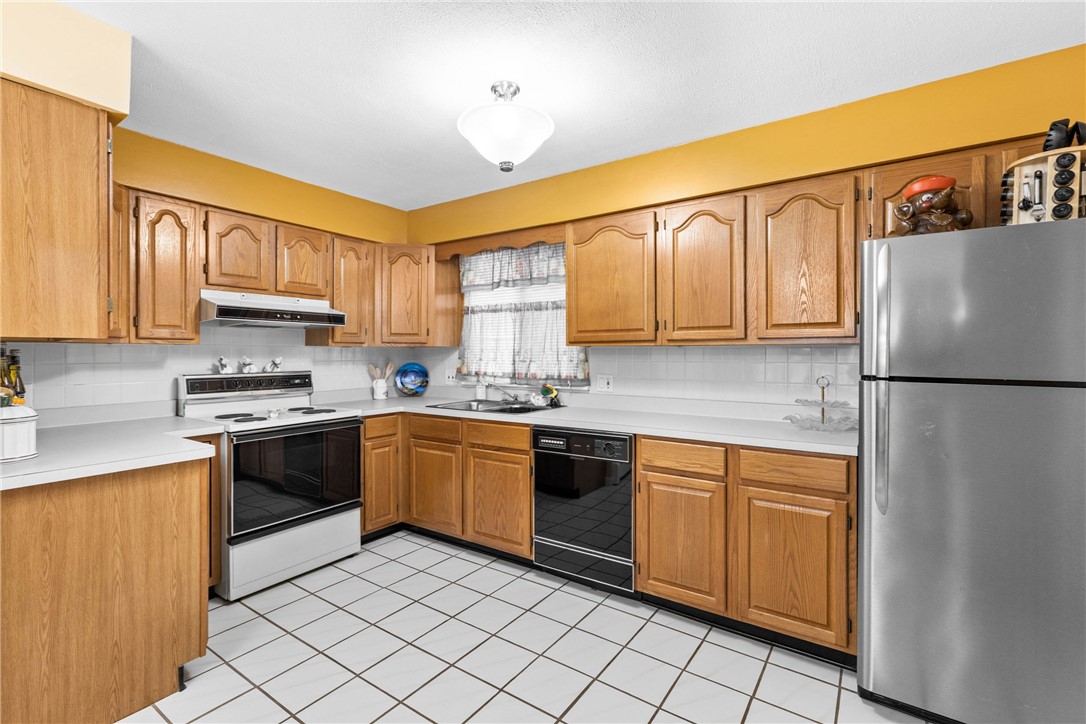 112 Lafayette Road Irondequoit, NY 14609 - Photo 10 of 48