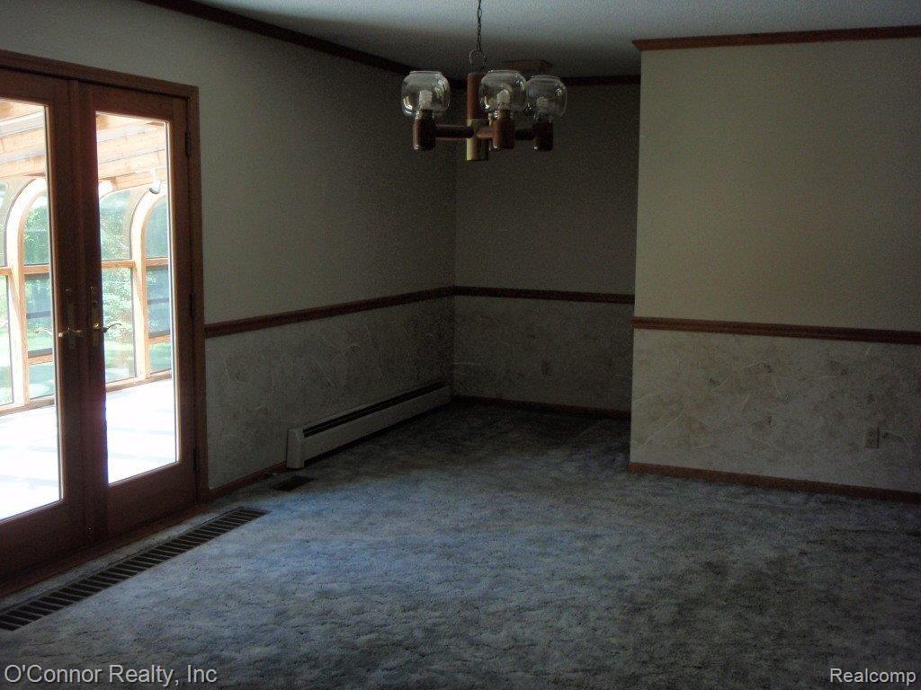 6531 Rattle Run - dining