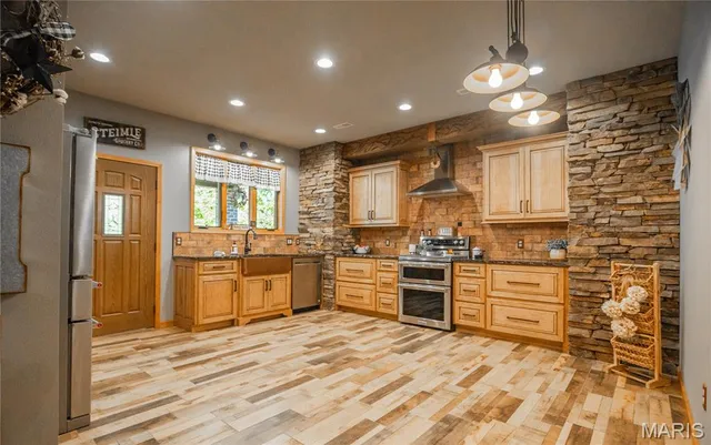 $435,000 | 27859 State Hwy K, Advance, MO 63730