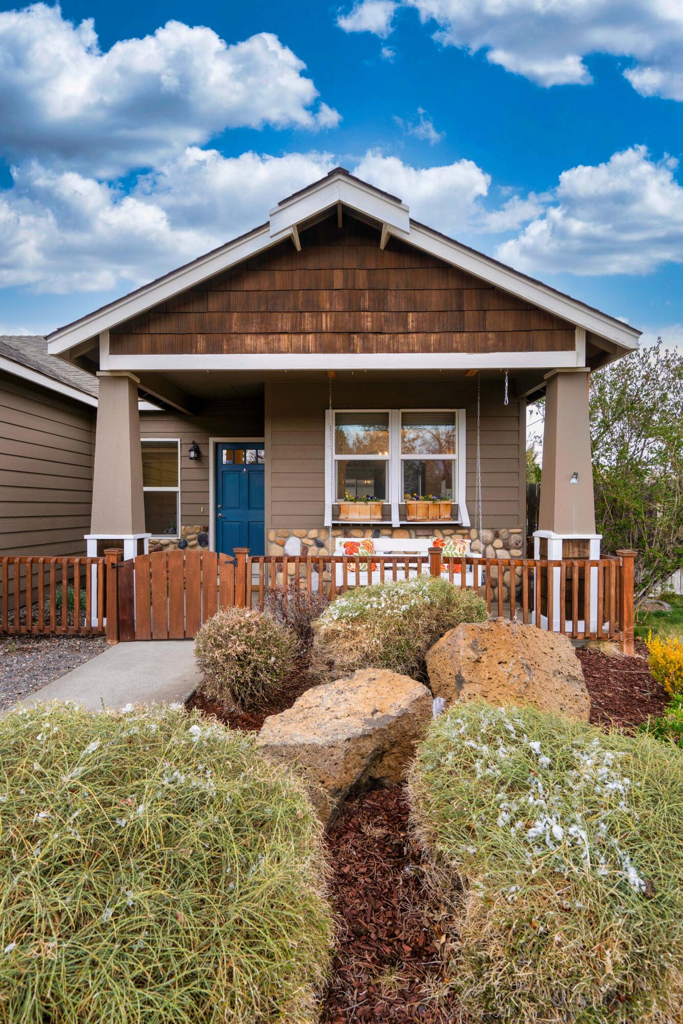 20090 Badger Road Bend, OR 97702 - Photo 2 of 31 42_20090 Badger Bend OR_Pro Property Pho