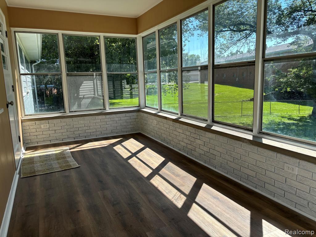 412 Romeo Road Rochester, MI 48307 - Photo 18 of 20
